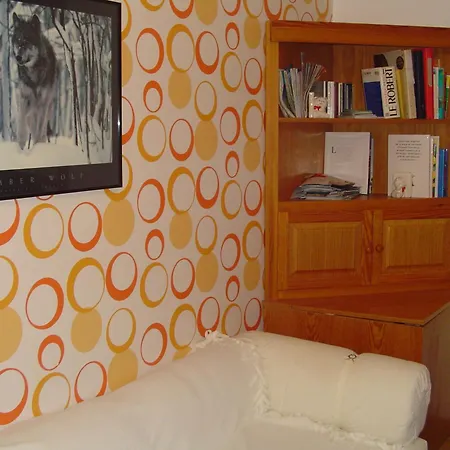 Au Jet De Pierre Villa *