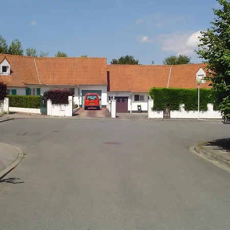 Villa Au Jet De Pierre